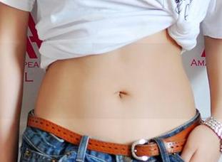 3Agirl女郎 – 说好的审美呢，韩沫的全套图片却让我对墙角的后庭花心生疑问。