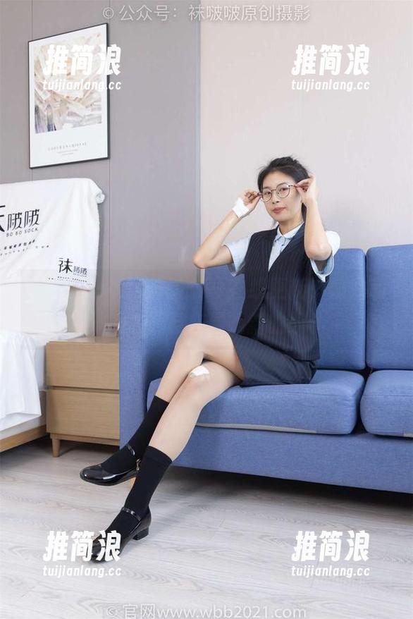 BoBoSocks袜啵啵-奶油 BoBoSocks袜啵啵 - 在线更新,奶油和她的高跟鞋在寻找新的战斗