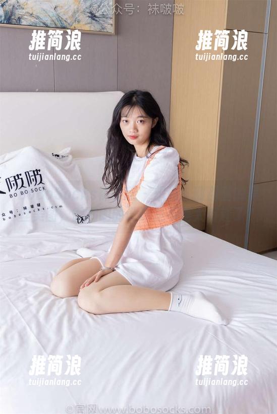 BoBoSocks袜啵啵 - 想说：甜甜圈的黑丝美图，微加固的设计是不是太有趣了？