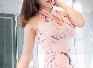 Feilin嗲囡囡 – 一组不懂为什么的赵小米Kitty美脚全套图片，难道说脚也能出山芋？