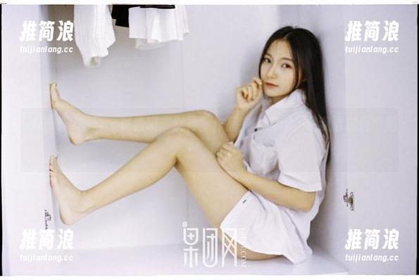 GIRLT果团网 - 莫雅琪“女神”作品中的福利，是我看过最“高大上”的了！