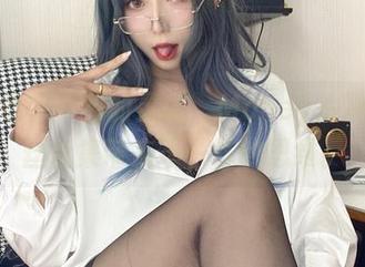 碰撞意想不到的灵感，Money冷冷的灰丝合集带来不一样的思维。