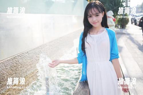 MyGirl美媛馆 - Carina梦绮还真会挑，图库里的白色资源都让人眼前一亮！