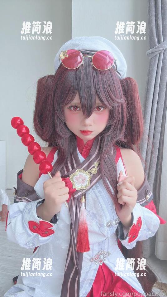 看PoppaChan体操服写真，就像翻开一本活的杂志，下载吧！