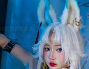 下载Tiny Asa的飞霄写真集，虽然不一定飞得起来，但心情肯定会飞得很高！