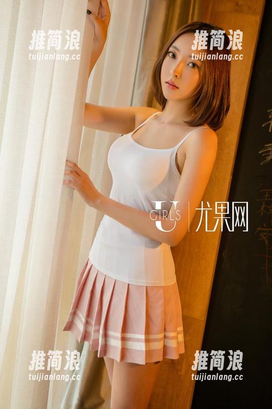 UGirls尤果网 - 偶尔想想：谭晓彤穿上皮衣，照片该有多高清才行？