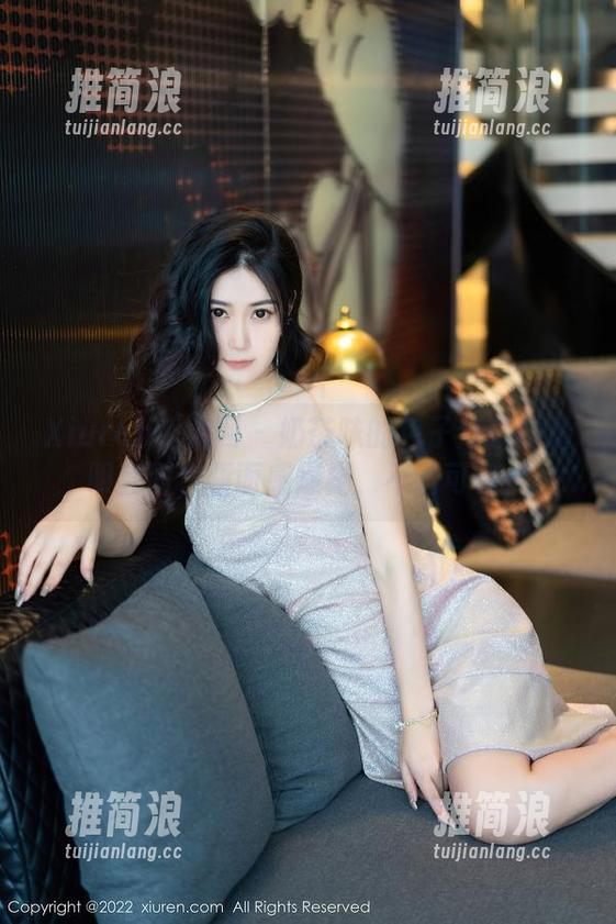 Xiuren秀人网 - 奶茶味的包子分享的透明套图，画面感爆棚，不看可惜！