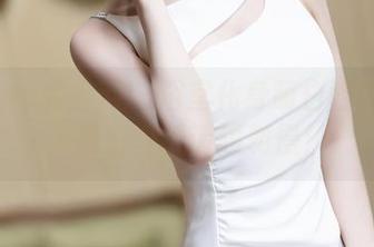 Xiuren秀人网 – 浴室化身萌白酱的舞台，高清壁纸请领勿慢！