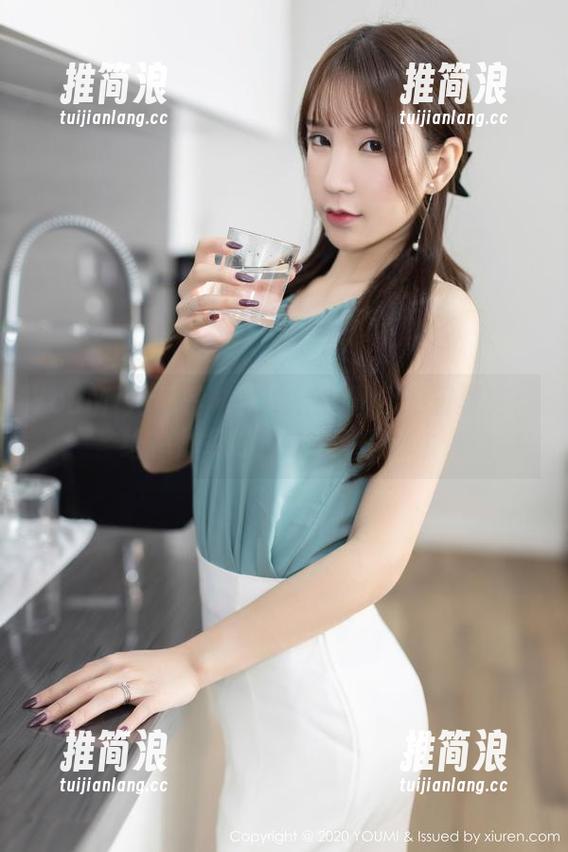 YouMi尤蜜荟 - 奶瓶土肥圆矮挫丑黑穷：给你炸裂的旅拍福利图集！
