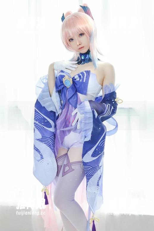asagiriai(爱ちゃん)图集：麻豆版制服欢乐精选猜想