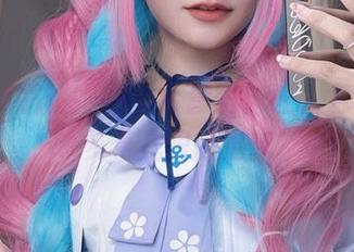 roroki骷髅姬的天台套图，让人意外又想多看几眼的更新