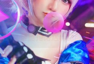 sally dorasnow多啦雪在线发掘宝钟玛琳，谁能拒绝这样的画面？