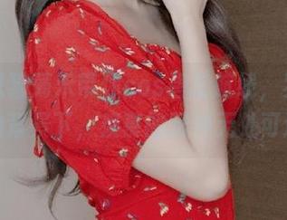 一千只猫薄禾带你cos碧蓝航线，罗恩苍翠的背景下，羡慕的眼神无处可逃。