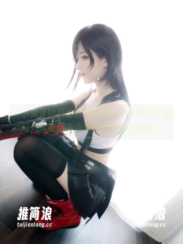 一小央泽的旗袍照片合集，让人忍不住想问：这衣服能承包我所有的社交吗？