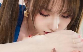 丽柜 – 突如其来的凌凌美腿，精选作品集，果然能让人眼前一亮。
