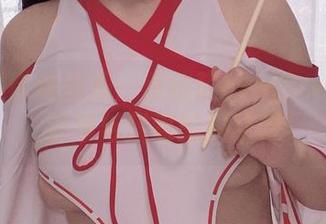 蓝色吊带体操服：佳佳酱ovo的cos合集，运动与优雅的纠结呀！