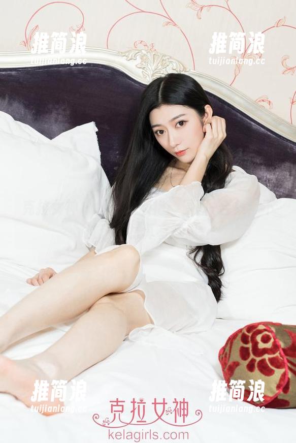 克拉女神 - 妮子的旗袍：原图+合集，不过这身材真有意思。