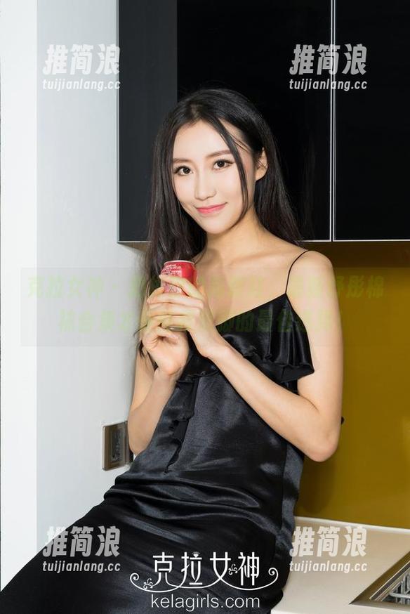 克拉女神 - 扔掉你的高跟鞋，最新舒彤棉袜合集才是拯救双脚的最佳选择！