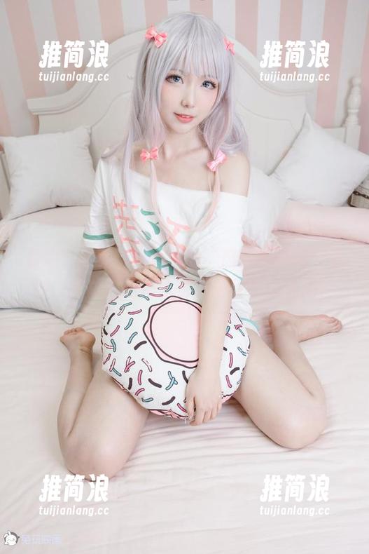 看到了！兔玩映画出的“肉丝制服裙”更新，它难道想把人都变得仪式感满满？