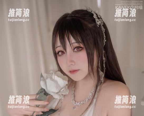 肉丝VS咔喵：这私拍究竟是谁的主场？