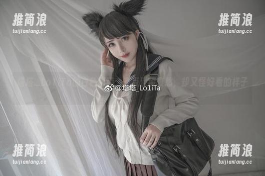 塔塔_Lo1iTa 塔塔_Lo1iTa的白色精选:有点淡淡哀愁,却又怪好看的样子。