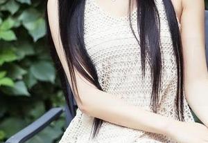 头条女神 – 李丽莎的灰丝图包，刚好合得了这个季节的蛋蛋气息！