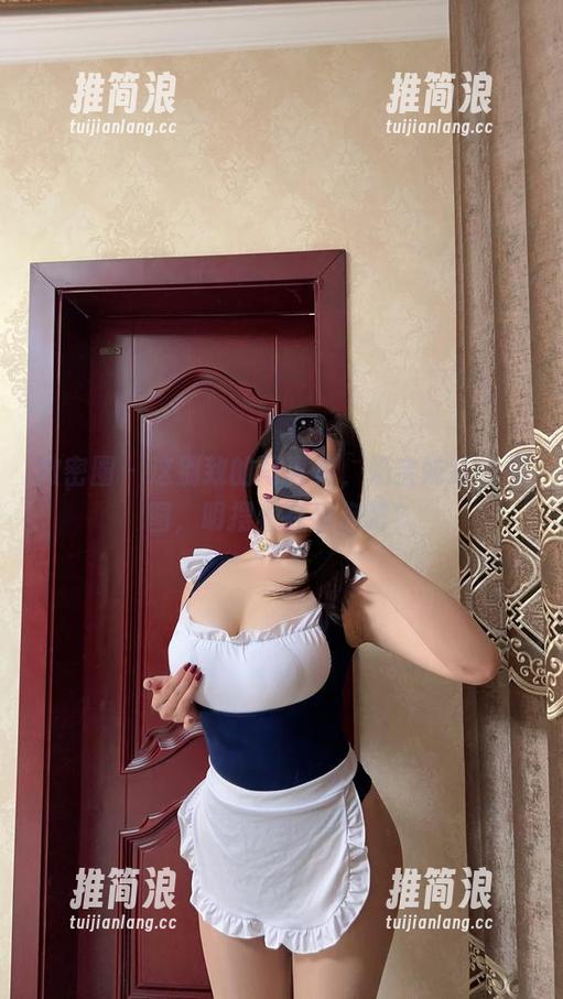 微密圈 - 这别致的写真集，奶宝妹纸的原图，明摆着在撩你吧？