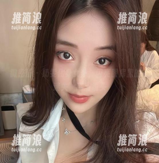 微密圈 - 奶雯化身女仆，闪亮图库里的“迷失”高清镜头