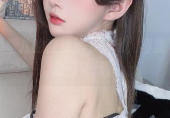 小小奶瓶儿的在线秘书特辑，图集满分，颜值先行。