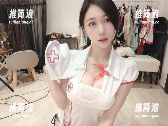 微密圈 - 当小玉吃果冻成为了御姐，高清资源送上你准备好了吗？