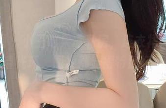 微密圈 – 小玉吃果冻私房，连衣裙一穿上自带光环，图片都显得特别好看！