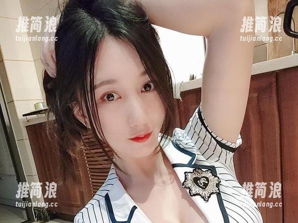 微密圈 - 这些图片里的小玉吃果冻，男友就是用人设把她套牢了？