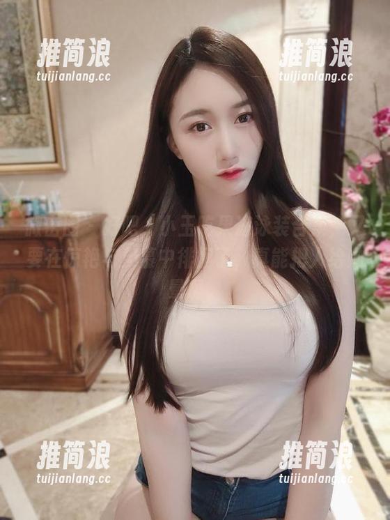 微密圈 - 好吧，小玉吃果冻泳装合集，又要在惊艳与羡慕中徘徊了，真能把人给帅晕啊。