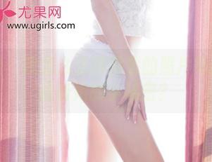 尤果网 – 我怎么觉得雯雯的照片每张都在说着她的小秘密？