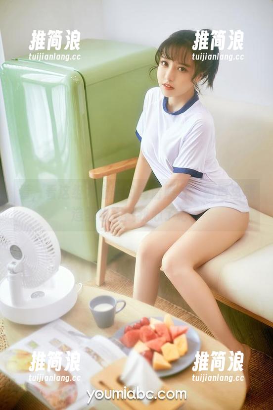 看，看这组尤蜜荟的高清照片，霸道总裁造型也太戳我心了吧。