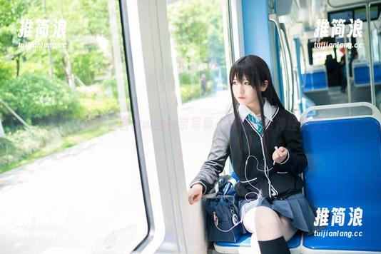 谁能拒绝弥音音ww的铃奈写真，肆意挑动神经的美。