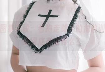 免费图集字段：看抱走莫子的危险训练，她到底在做什么？