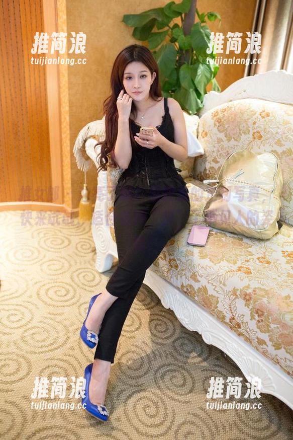 推女郎 - 油亮了吗？赵纹清的定制写真，快来试试，适合各种“抖”了不见人的姿势！