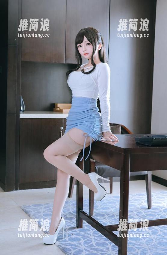日奈娇 分享高清日奈娇的海军少女,这才是真正的“海军”味儿,别让我想太多啊。