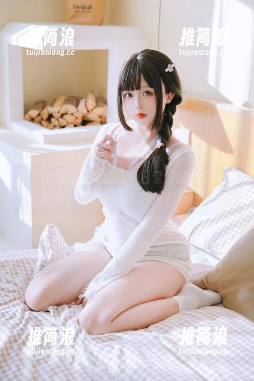 啊，图包里全是萌态，日奈娇的纯白天使形象，适合每一个角落拍照吧！