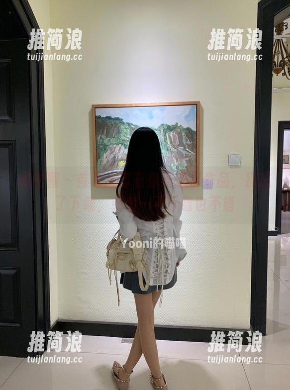 微密圈 - 首页推荐有你喵泳装作品，别忘了下载，或者…不下载也不错