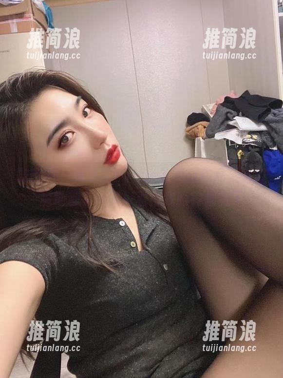 微密圈 - 林子喵Lynne的黑白作品，随时随地都有下载！看得我眼神都变了