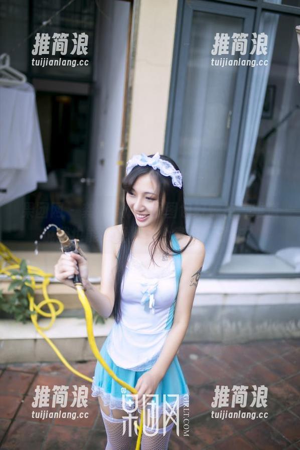 果团网 - 龚玥菲体操服图包好惊艳，难道说我也能实现数十个高难度动作？