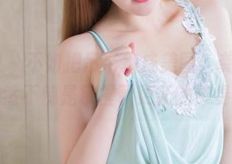 果团网 – 不如把吊带换成美图，龚玥菲果然不愧是掌握了更新的节奏