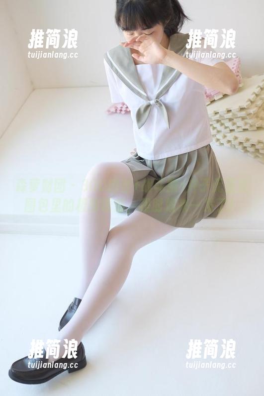 森萝财团 - 30D肉丝+战斗服=卉子无圣光图包里的极致诱惑，是时候来一发了！