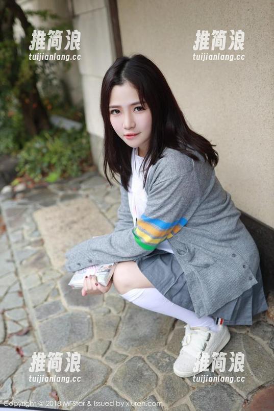 模范学院 - 韩静安：裸足美图，让你想起沙滩的那股清凉有点不错的资源哦！
