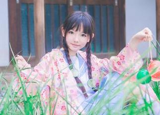 樱群全集：红裙统治的舞会上，谁是女王？
