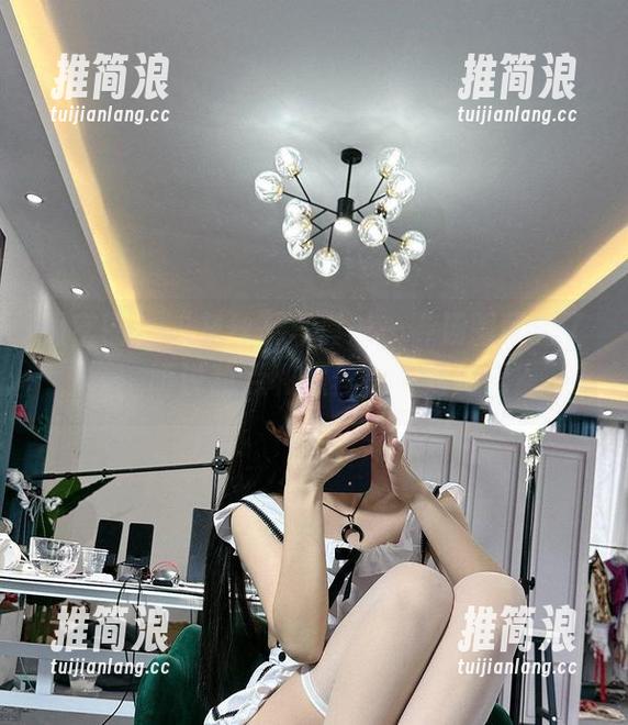 微密圈 - “灰丝”写真——“汤圆可甜了”，听说甜点和黑丝是一对绝配？