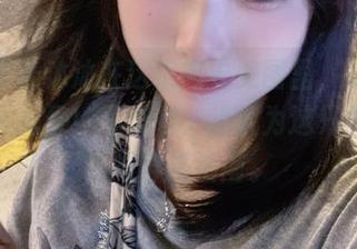 看，炸酱沐沐在这组内衣美图里，试图打破世界纪录！不过吧，我认为这只是新的内衣穿搭指南。
