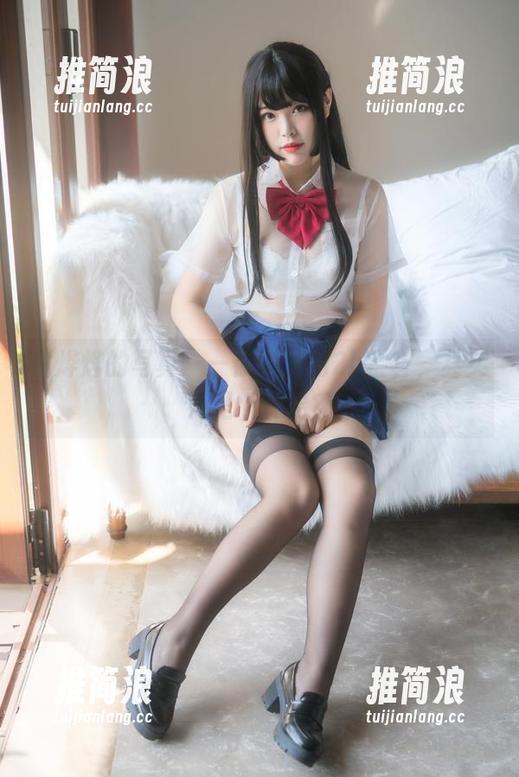 白烨烨的写真——你以为的2b全套，其实只是个开始？
